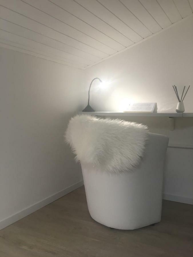La Mansarda Di Juliette Appartement Desenzano del Garda Buitenkant foto